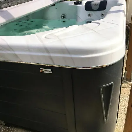 Apartman Appartement De 2 Chambres Avec Piscine Partagee Spa Et Jardin Clos A Les Mathes A 5 Km De La Plage Les Mathes