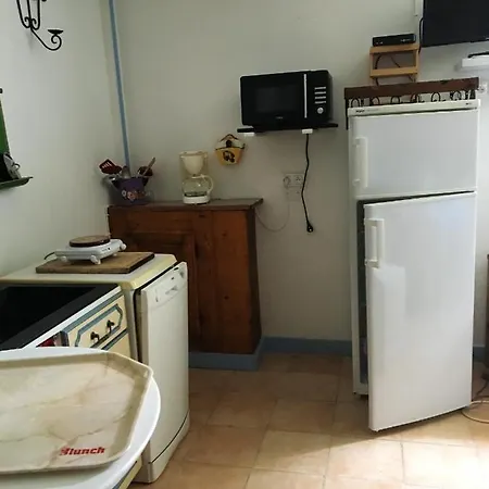 Appartement De 2 Chambres Avec Piscine Partagee Spa Et Jardin Clos A Les Mathes A 5 Km De La Plage Apartman