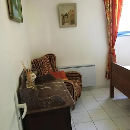 Appartement De 2 Chambres Avec Piscine Partagee Spa Et Jardin Clos A Les Mathes A 5 Km De La Plage *