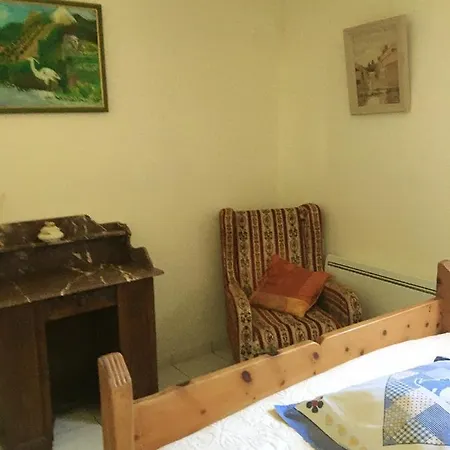 Apartman Appartement De 2 Chambres Avec Piscine Partagee Spa Et Jardin Clos A Les Mathes A 5 Km De La Plage